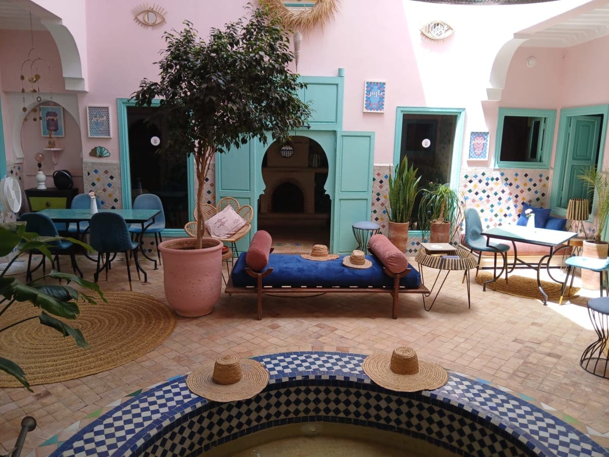Elegant room and rooftop jacuzzi at Riad Les Lauriers Blancs Marrakech